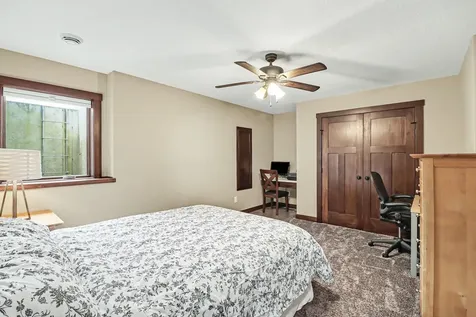 1120 Park Lane SE New Prague MN 56071