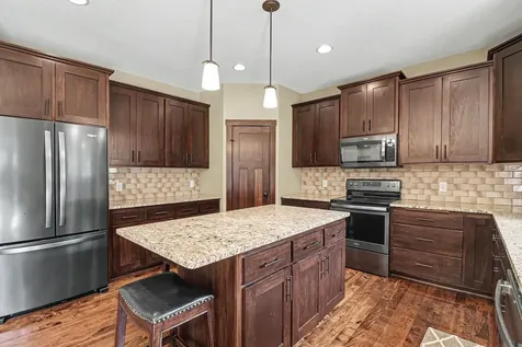 1120 Park Lane SE New Prague MN 56071