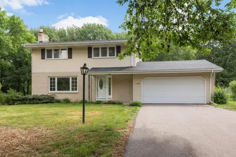 10928 London Drive Burnsville MN 55337