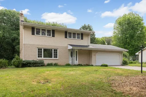 10928 London Drive Burnsville MN 55337