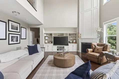 9081 Harrow Way Eden Prairie MN 55347