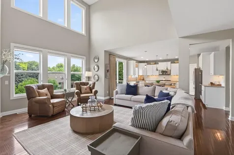9081 Harrow Way Eden Prairie MN 55347