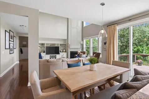 9081 Harrow Way Eden Prairie MN 55347