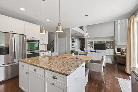 9081 Harrow Way Eden Prairie MN 55347