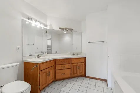 4233 93rd Avenue N Brooklyn Park MN 55443