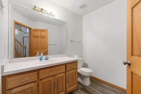 4233 93rd Avenue N Brooklyn Park MN 55443