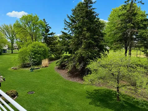 4233 93rd Avenue N Brooklyn Park MN 55443