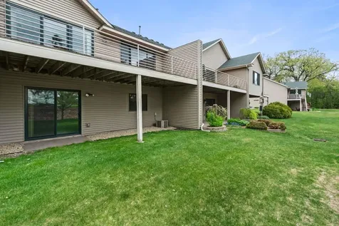 4233 93rd Avenue N Brooklyn Park MN 55443