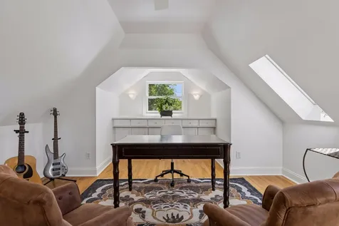 4033 Ewing Avenue S Minneapolis MN 55410