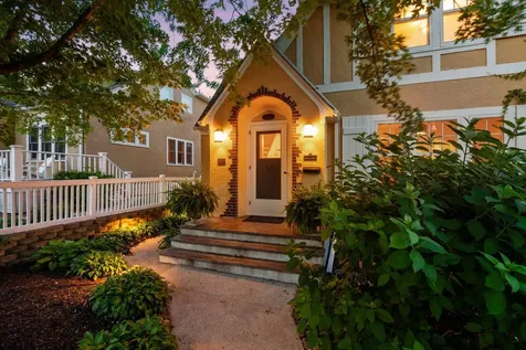 4033 Ewing Avenue S Minneapolis MN 55410