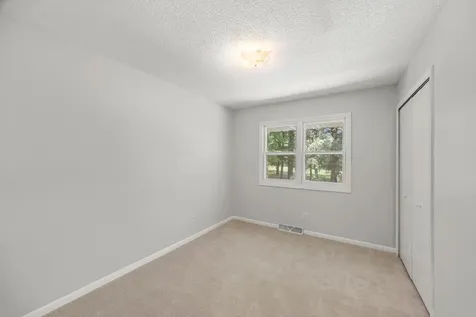 3823 259th Avenue NE Isanti MN 55040
