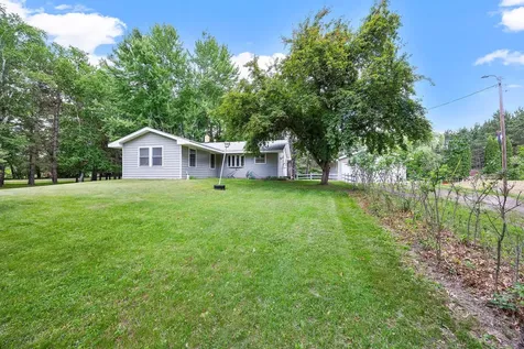 3823 259th Avenue NE Isanti MN 55040