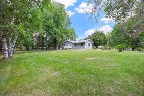 3823 259th Avenue NE Isanti MN 55040