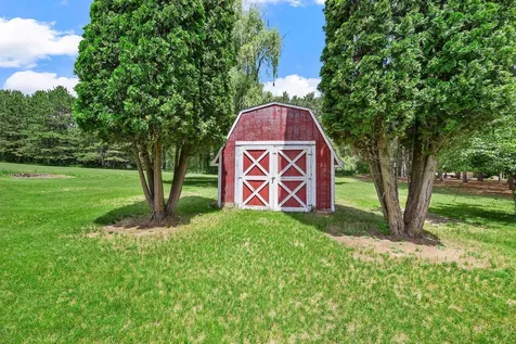 3823 259th Avenue NE Isanti MN 55040