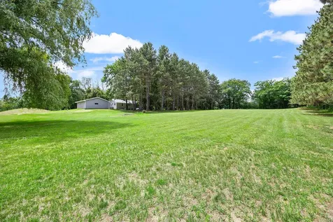 3823 259th Avenue NE Isanti MN 55040
