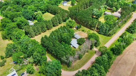 3823 259th Avenue NE Isanti MN 55040