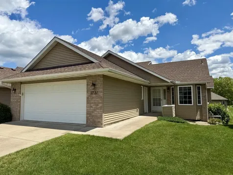1721 Carleton Drive Hastings MN 55033