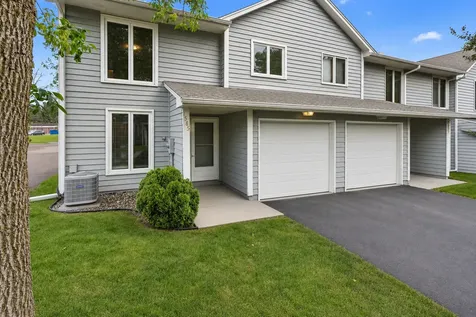 1585 Millpond Court Chaska MN 55318