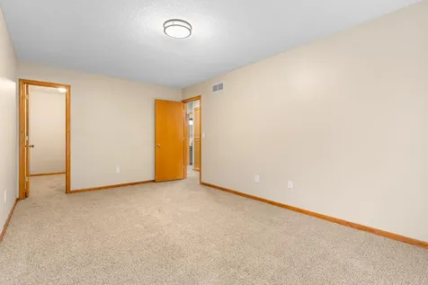 1585 Millpond Court Chaska MN 55318