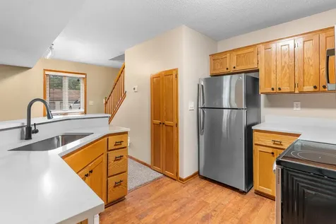 1585 Millpond Court Chaska MN 55318