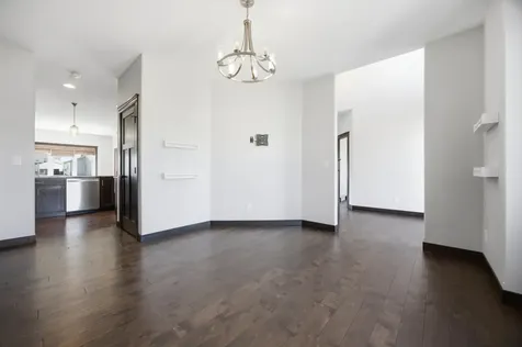 2736 70th Avenue S Fargo ND 58104
