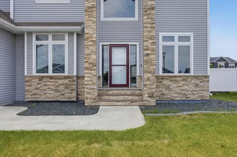 2736 70th Avenue S Fargo ND 58104