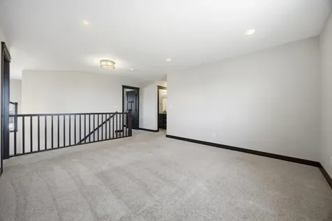 2736 70th Avenue S Fargo ND 58104