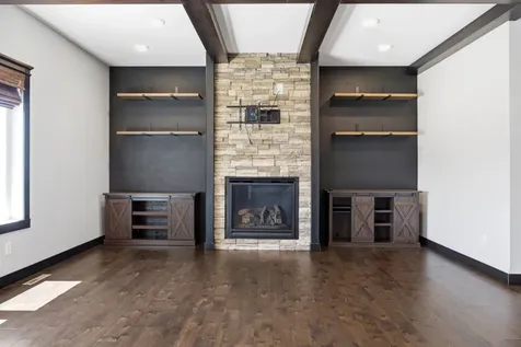 2736 70th Avenue S Fargo ND 58104