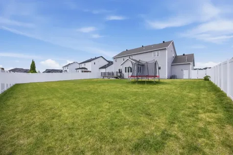 2736 70th Avenue S Fargo ND 58104