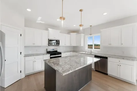 18314 Geyser Way Lakeville MN 55044