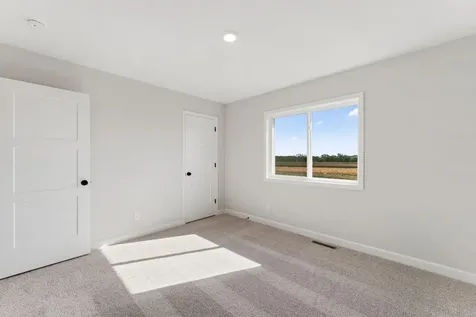 18314 Geyser Way Lakeville MN 55044
