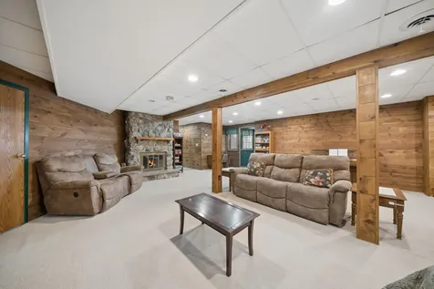 830 W Church Street Belle Plaine MN 56011