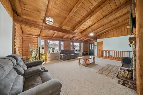 830 W Church Street Belle Plaine MN 56011