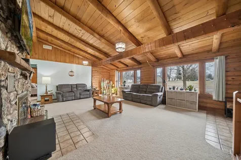 830 W Church Street Belle Plaine MN 56011