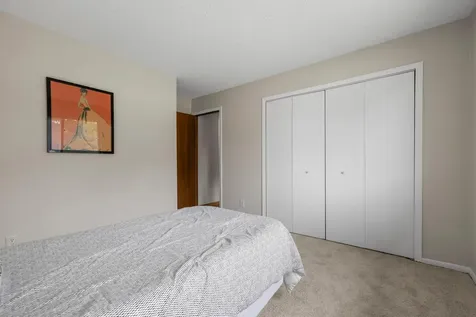 17160 Hershey Court Lakeville MN 55044