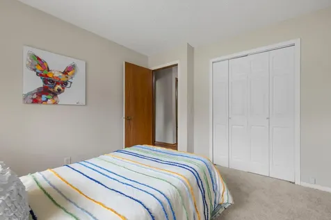 17160 Hershey Court Lakeville MN 55044