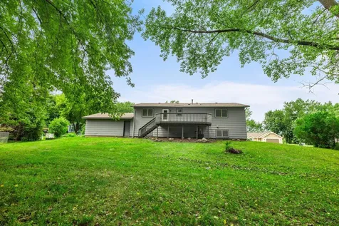 17160 Hershey Court Lakeville MN 55044