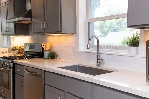 1031 Saint Clair Avenue Saint Paul MN 55105