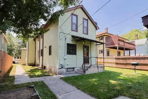 1031 Saint Clair Avenue Saint Paul MN 55105