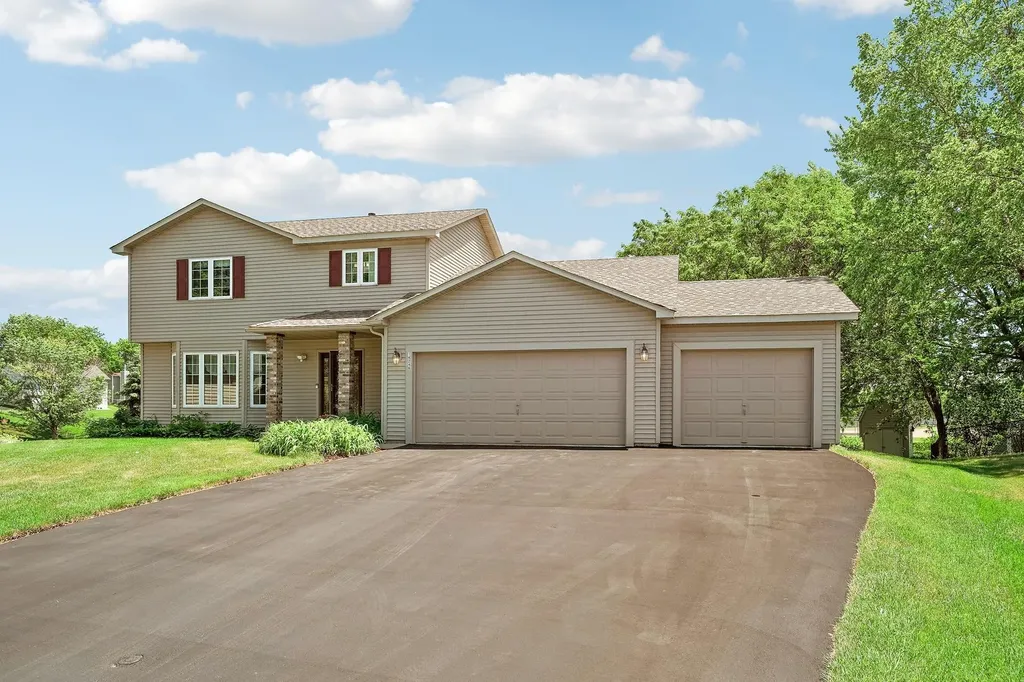 14246 Dearborn Path Rosemount MN 55068