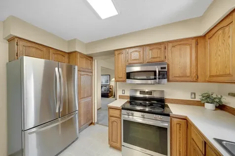 14246 Dearborn Path Rosemount MN 55068