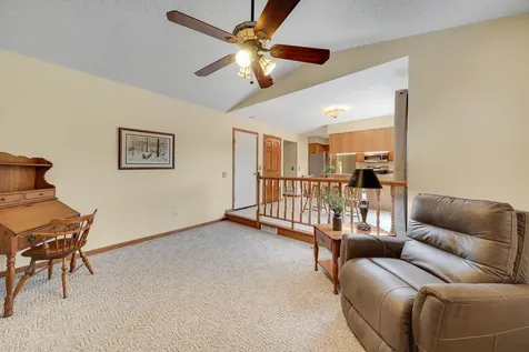 14246 Dearborn Path Rosemount MN 55068
