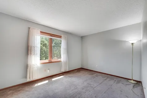 14246 Dearborn Path Rosemount MN 55068