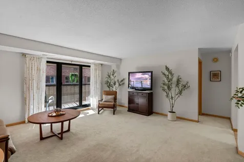 2885 Knox Avenue S Minneapolis MN 55408