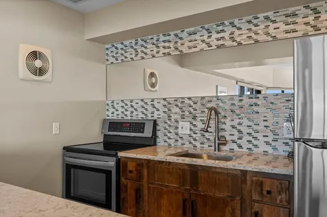 2885 Knox Avenue S Minneapolis MN 55408