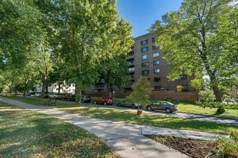 2885 Knox Avenue S Minneapolis MN 55408