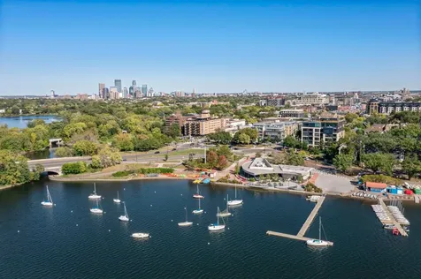 2885 Knox Avenue S Minneapolis MN 55408
