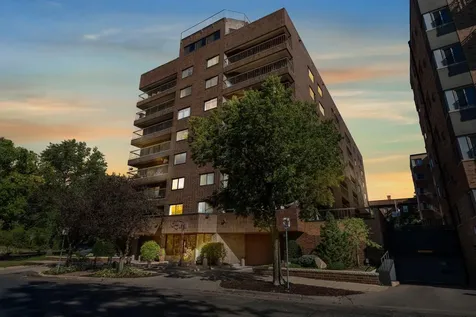 2885 Knox Avenue S Minneapolis MN 55408