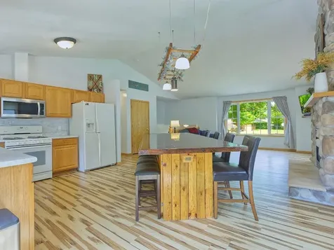 561 Kingsley Street S Winsted MN 55395