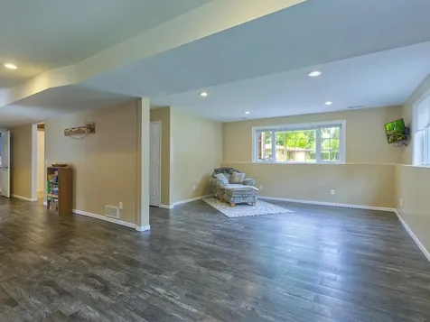 561 Kingsley Street S Winsted MN 55395